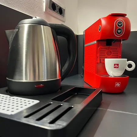 Apartment Habemus Loft -the Circle Raffinato Ed Esclusivo Art-loft Open Space Nel Cuore Storico Pedonale Di Trieste