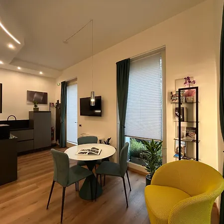 Habemus Loft -the Circle Raffinato Ed Esclusivo Art-loft Open Space Nel Cuore Storico Pedonale Di *