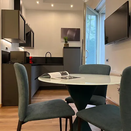 Habemus Loft -the Circle Raffinato Ed Esclusivo Art-loft Open Space Nel Cuore Storico Pedonale Di Apartamento *