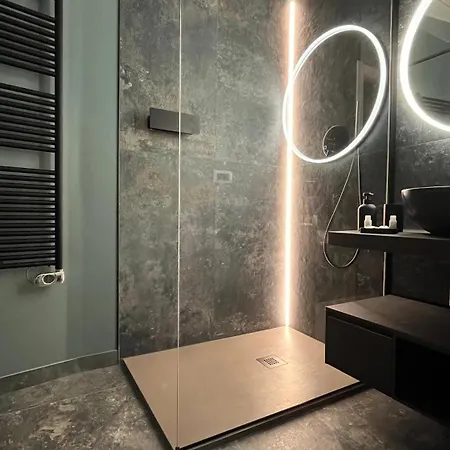 Apartment Habemus Loft -the Circle Raffinato Ed Esclusivo Art-loft Open Space Nel Cuore Storico Pedonale Di *