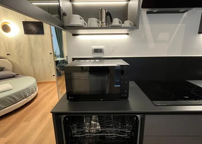 Habemus Loft -the Circle Raffinato Ed Esclusivo Art-loft Open Space Nel Cuore Storico Pedonale Di