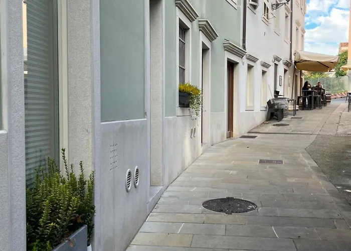 Habemus Loft -the Circle Raffinato Ed Esclusivo Art-loft Open Space Nel Cuore Storico Pedonale Di Appartement *