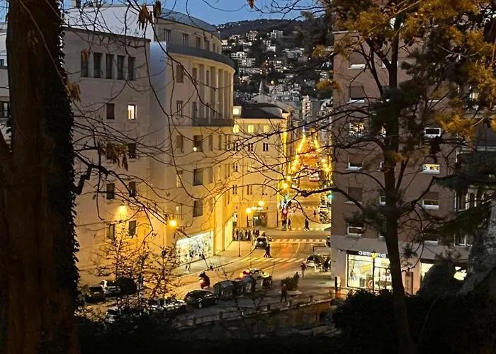 Habemus Loft -the Circle Raffinato Ed Esclusivo Art-loft Open Space Nel Cuore Storico Pedonale Di *