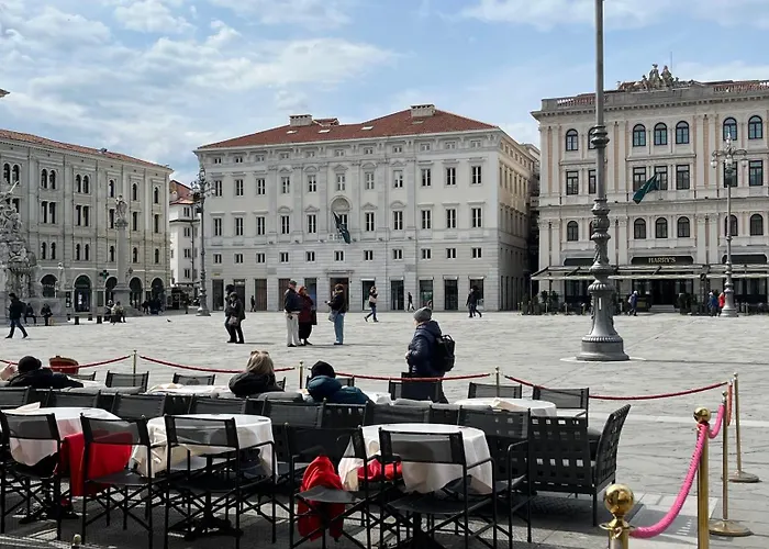 Appartement Habemus Loft -the Circle Raffinato Ed Esclusivo Art-loft Open Space Nel Cuore Storico Pedonale Di Trieste